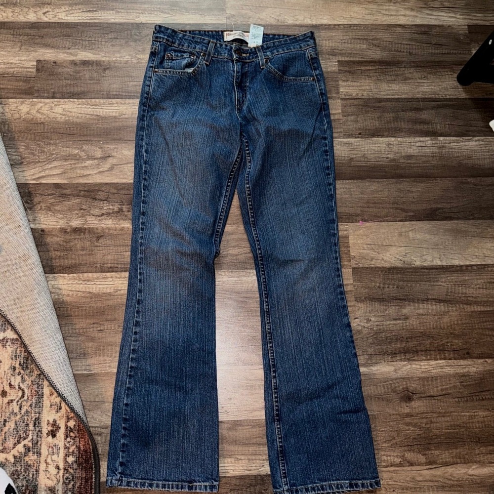 Classic Women’s Boot Cut Jeans in Dark Blue Denim